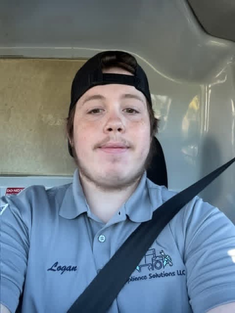 Logan, Service Technician